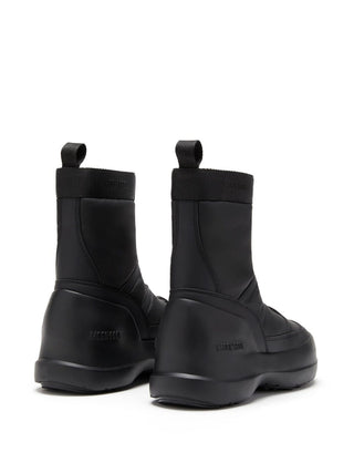 MOON BOOT CAPSULE Boots Black