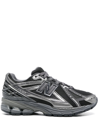 New Balance Sneakers Black