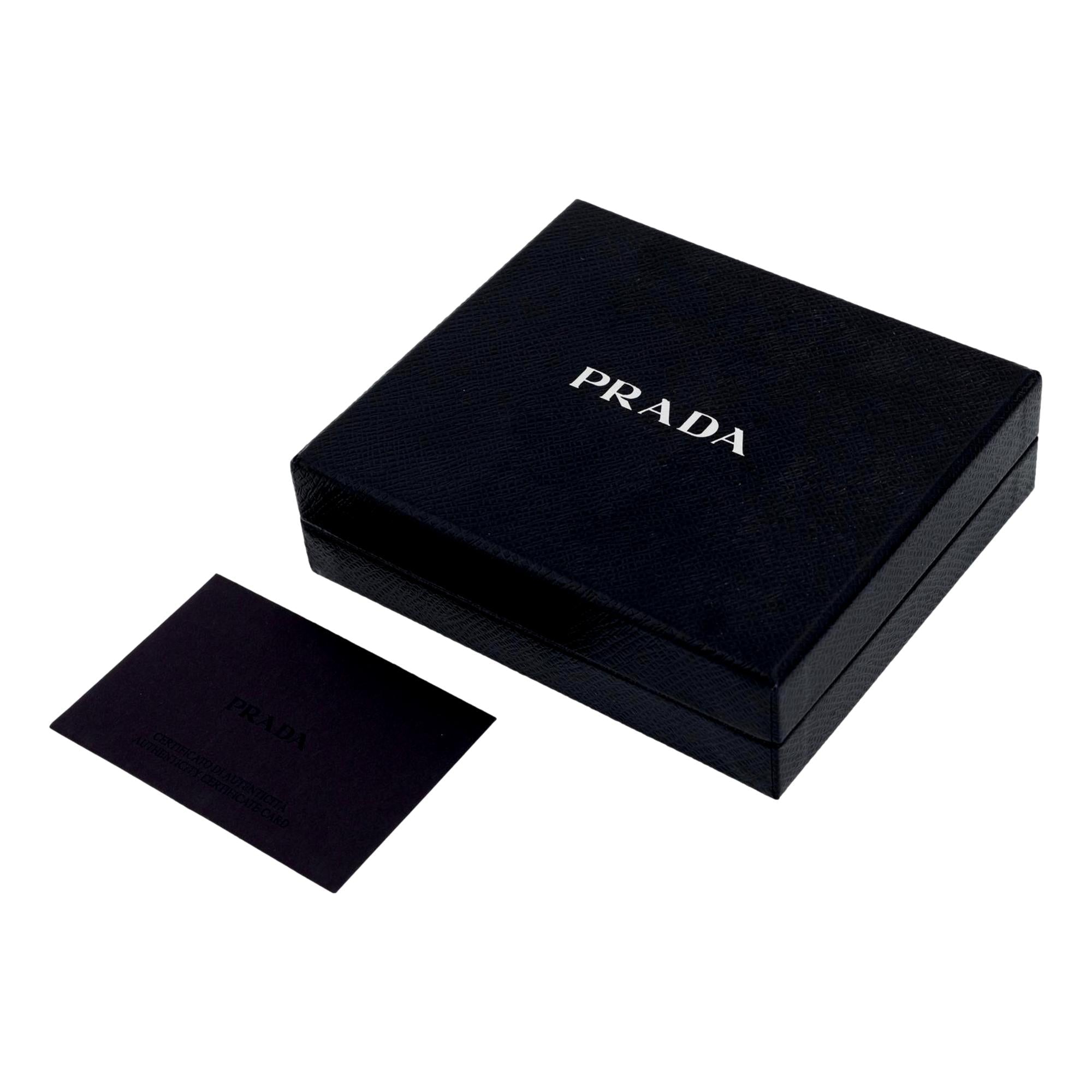 Prada Vitello Move Card Holder Wallet Cipria Beige Leather Logo Plaque