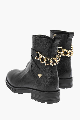 Moschino LOVE textured leather boots with golden chain